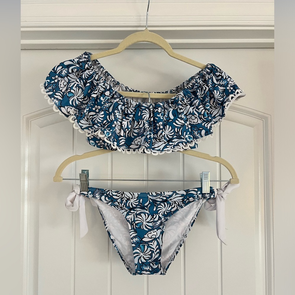 NWOT Temp Me Off The Shoulder Ruffle Blue Floral Bandeau Bikini Set
